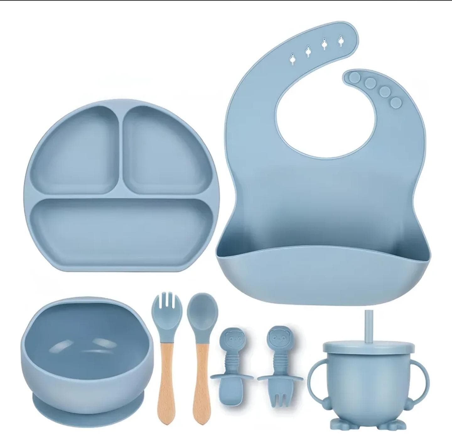 Juego de platos y cubiertos