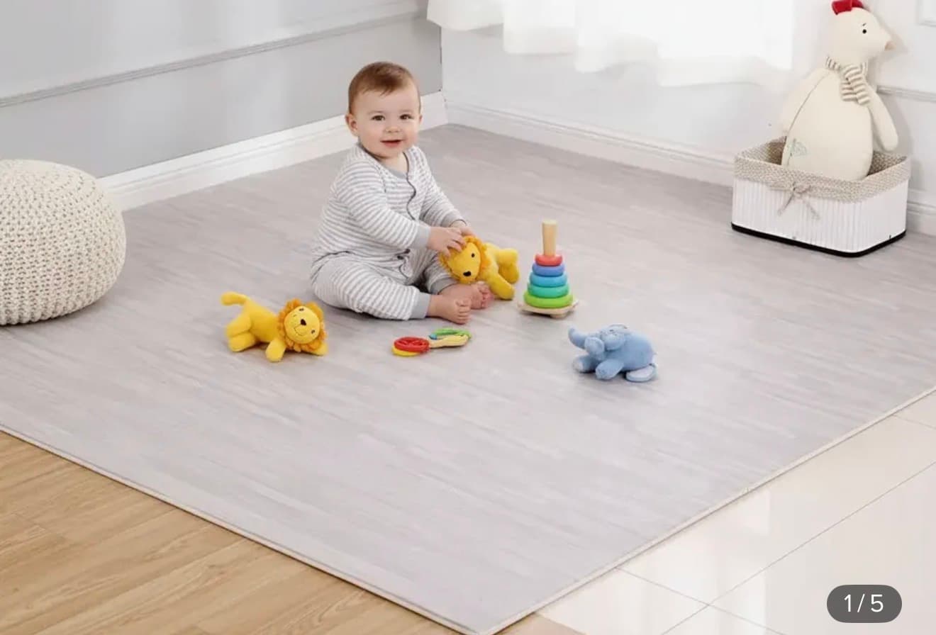 Piso alfombra goma Eva 